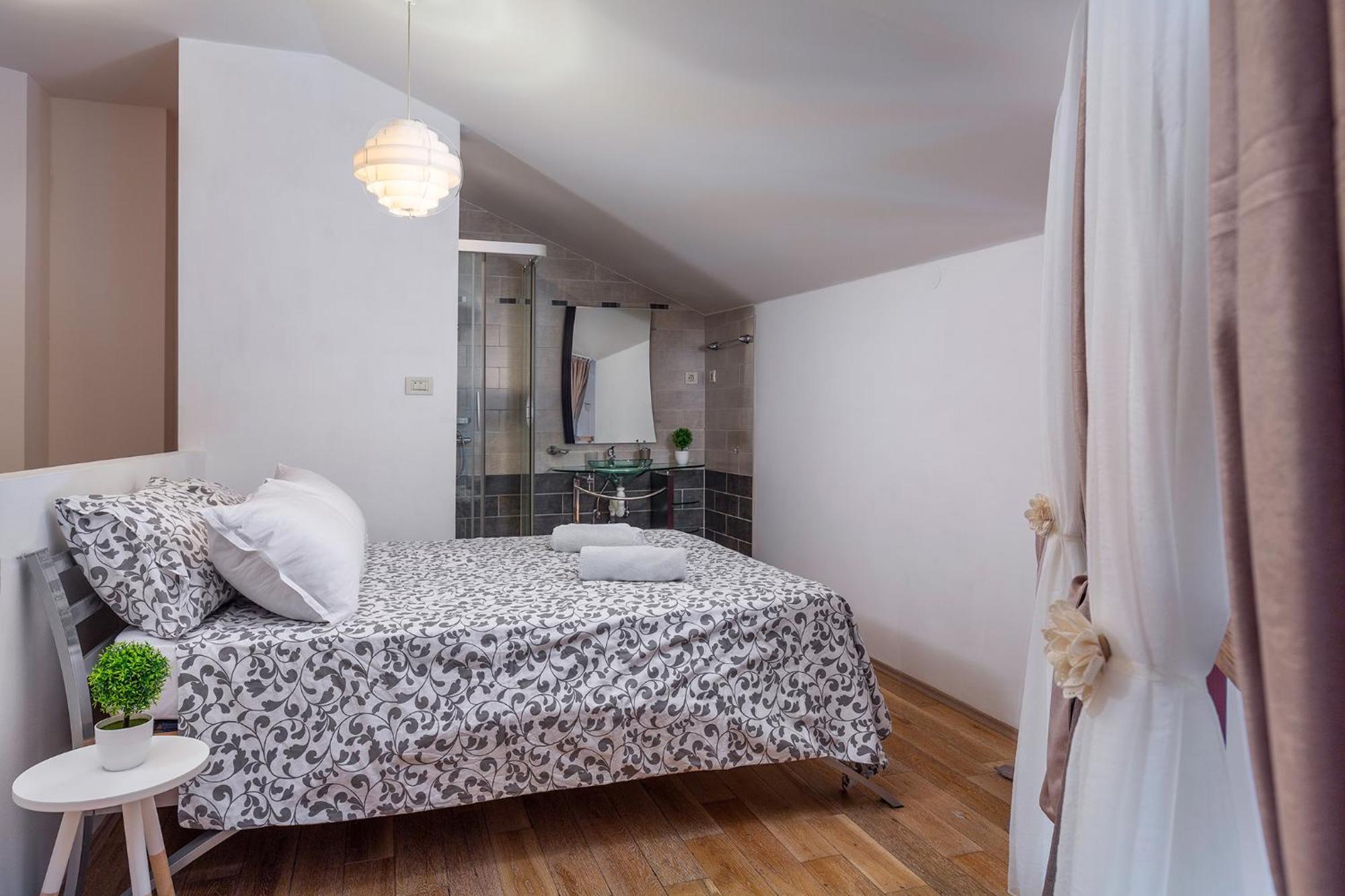 Deluxe Apartment Marina With A Private Parking Rijeka Ngoại thất bức ảnh