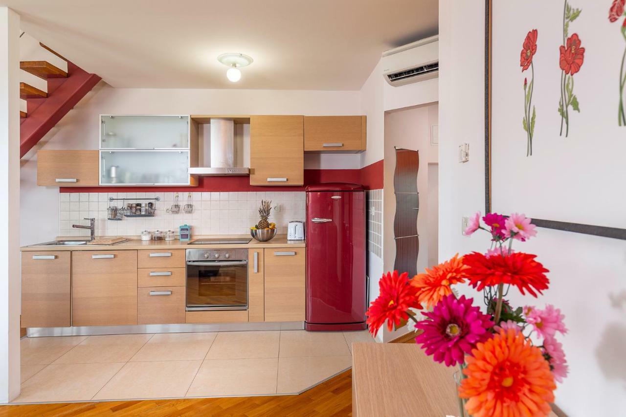 Deluxe Apartment Marina With A Private Parking Rijeka Ngoại thất bức ảnh