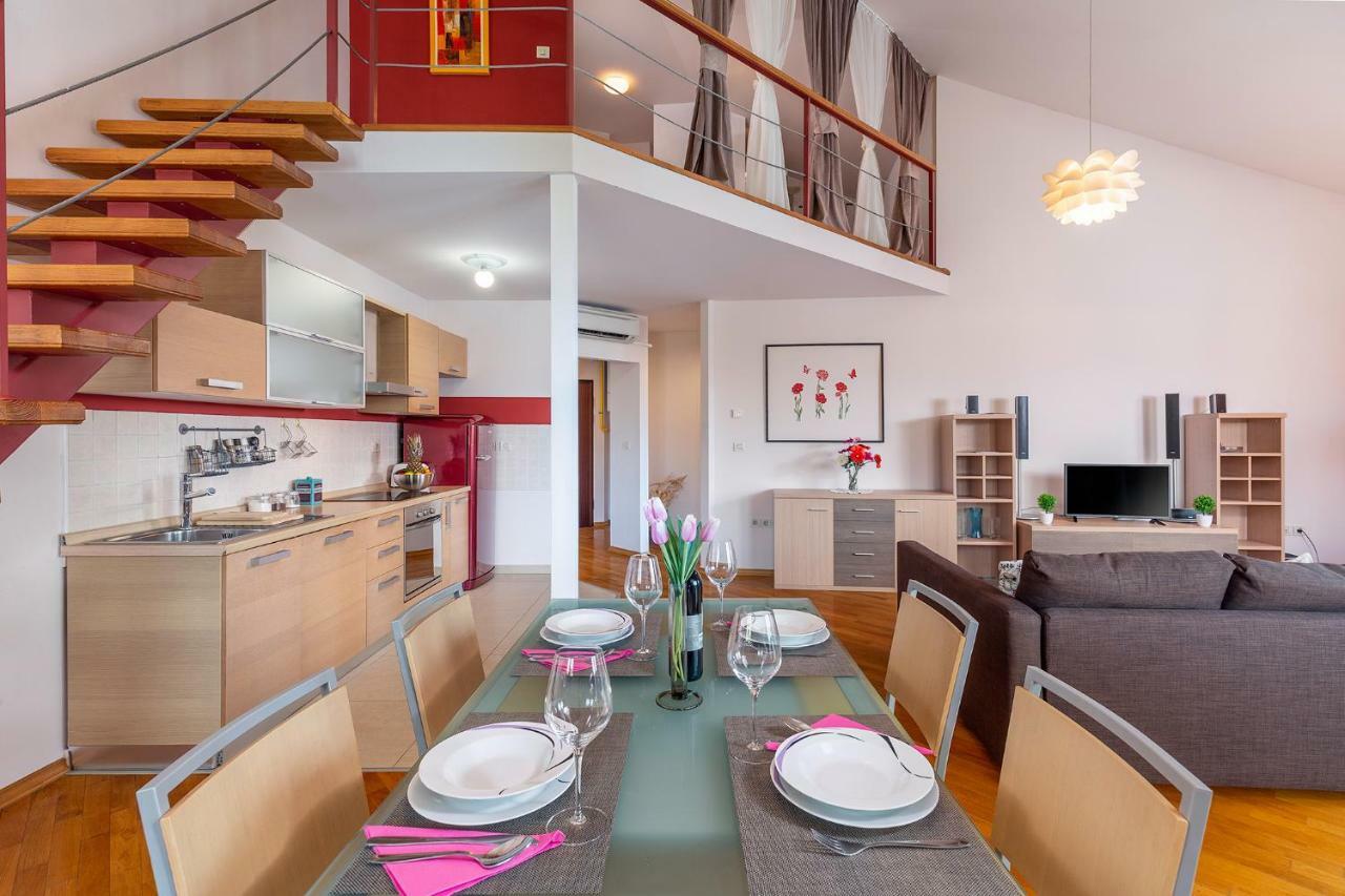 Deluxe Apartment Marina With A Private Parking Rijeka Ngoại thất bức ảnh